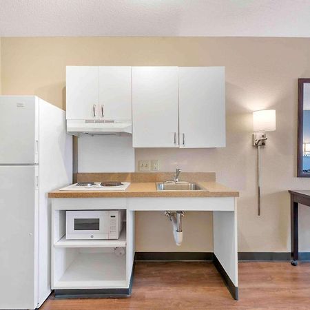 Extended Stay America Premier Suites - Tampa - Fairgrounds - Casino Екстериор снимка