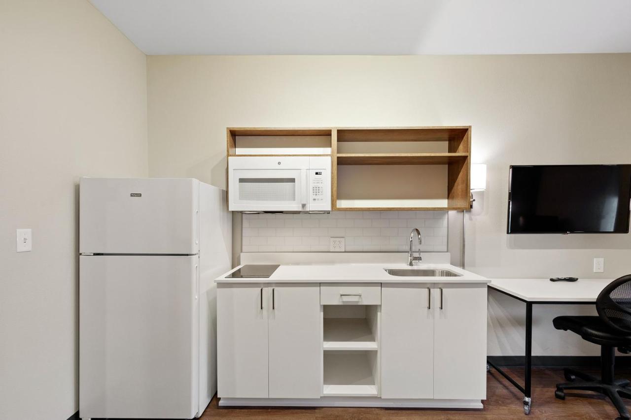Extended Stay America Premier Suites - Tampa - Fairgrounds - Casino Екстериор снимка