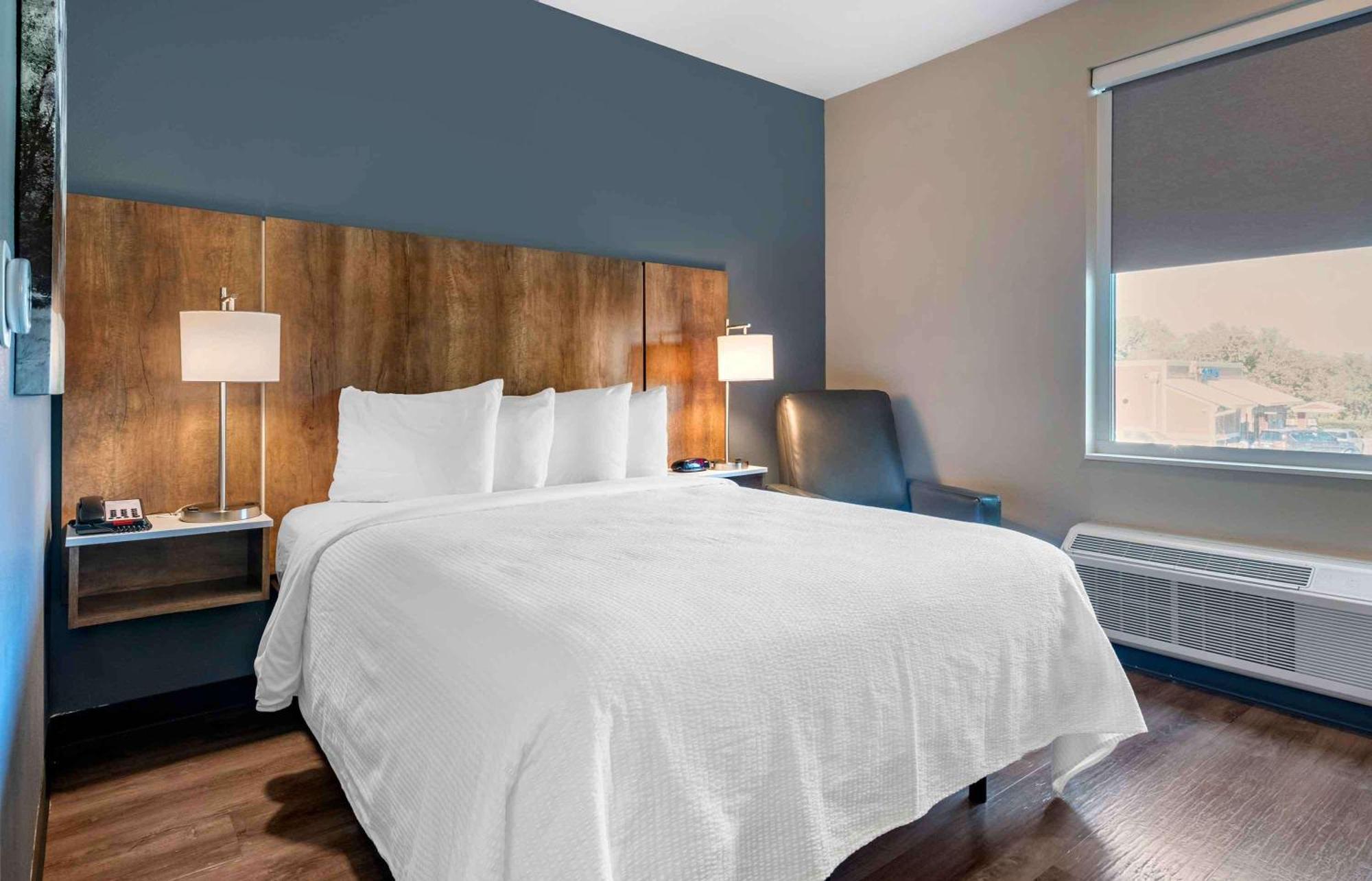 Extended Stay America Premier Suites - Tampa - Fairgrounds - Casino Екстериор снимка