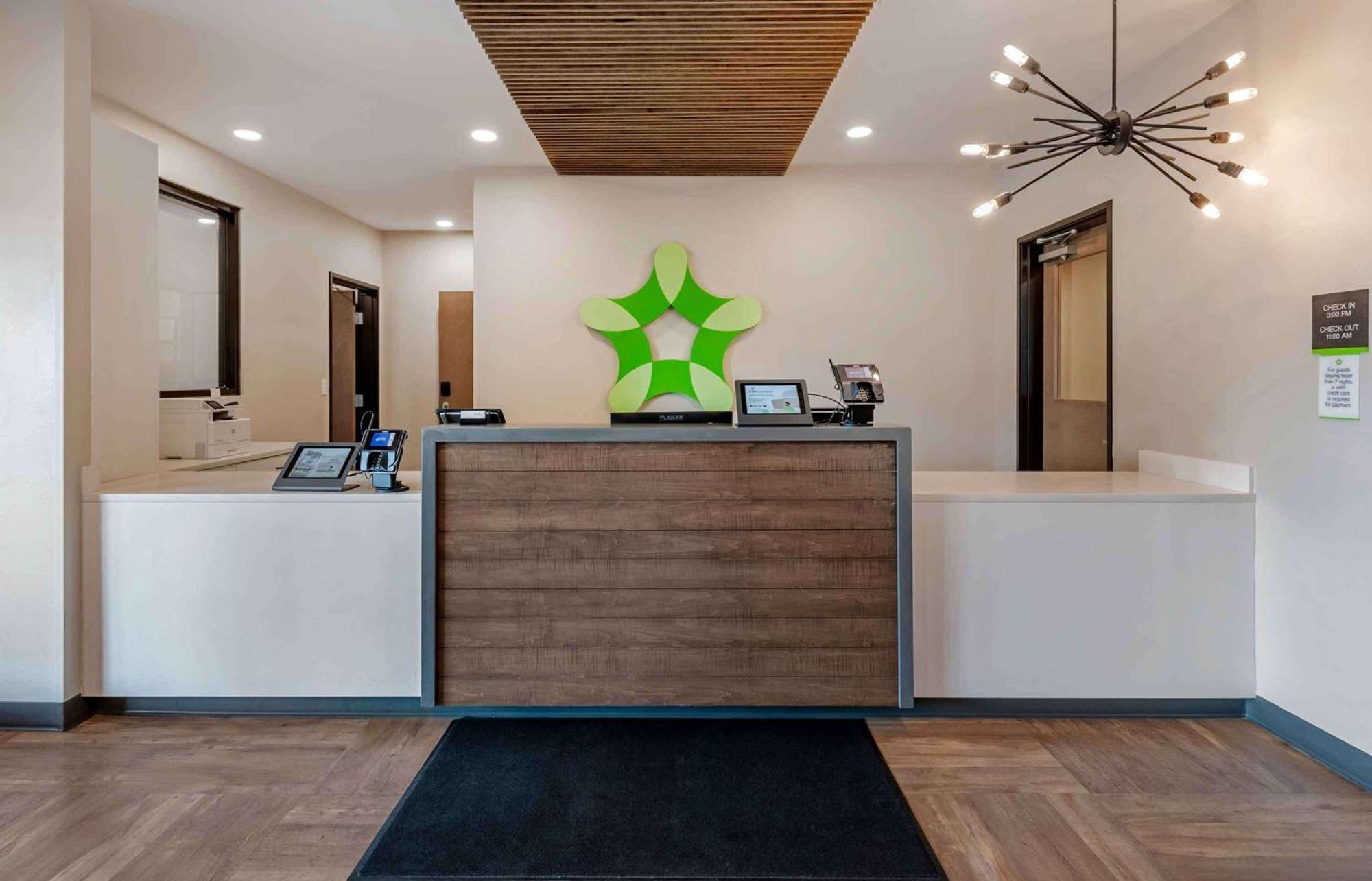 Extended Stay America Premier Suites - Tampa - Fairgrounds - Casino Екстериор снимка